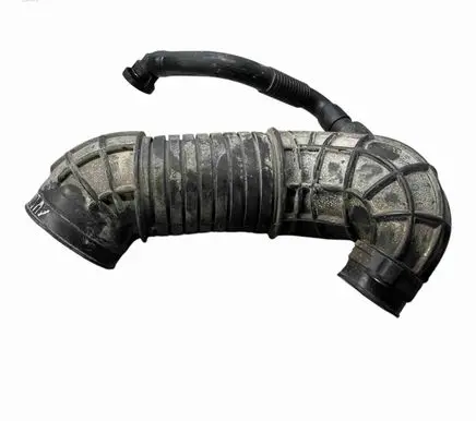 Audi A4 S4 B7 8E 8H Turbo air intake inlet pipe/hose 8E0129615J