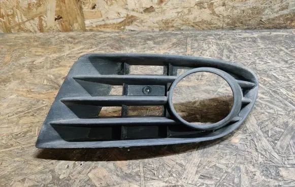 Volkswagen Golf VII Front bumper lower grill 5M0853666