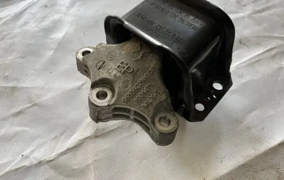 DS Automobiles 4 Engine mount vacuum valve 9655922980