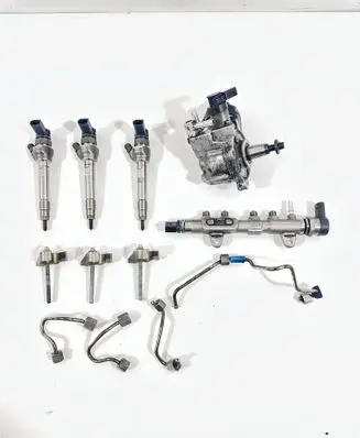 BMW 2 F46 Fuel injection system set 8511630 851162903 8511626