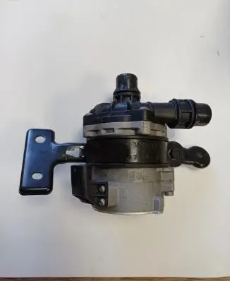 Chrysler Pacifica Electric auxiliary coolant/water pump 68237836AA