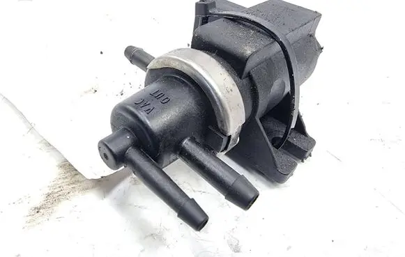 Audi A3 S3 8L Turbo solenoid valve ZAWÓR TURBINY