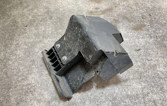 Polestar 2 Battery bracket 32132530 AD7AZ