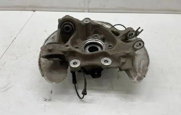 BMW iX3 G08 Rear wheel hub 6886951