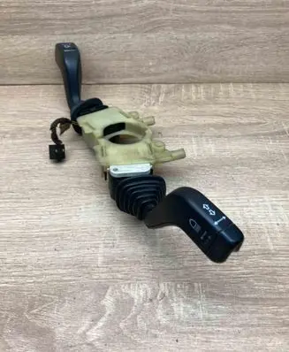 Opel Omega B2 Wiper control stalk 26051171