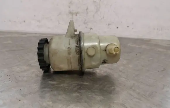 Jeep Grand Cherokee Power steering fluid tank/reservoir