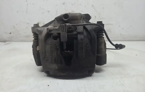 Mercedes-Benz E W211 Front brake caliper Z06028295RE