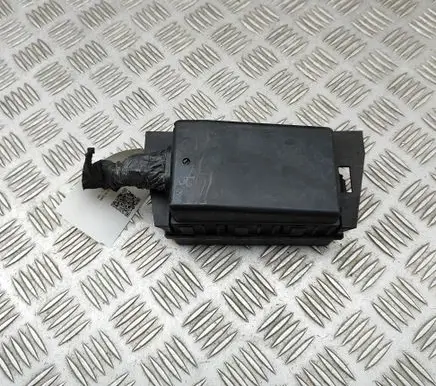 Jeep Grand Cherokee (WK) Fuse module 04671886AA 68190347AA