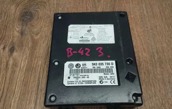 Volkswagen PASSAT B7 Bluetooth control unit module 5K0035730D
