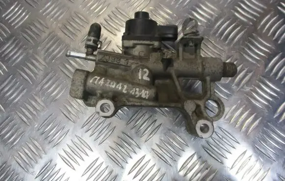 Mazda 2 EGR valve
