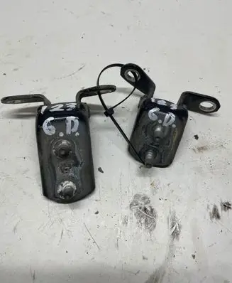 Toyota RAV 4 (XA20) Rear door upper hinge