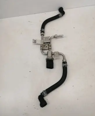 Porsche Macan (95B) Fuel line pipe 94611023504