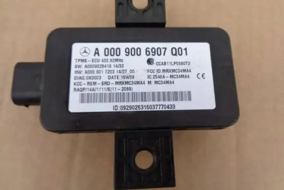 Mercedes-Benz C W205 Tire pressure control unit A0009006907