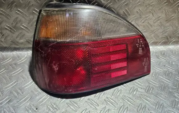 Nissan Sunny Rear/tail lights N35AL 3525