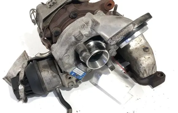 Volkswagen PASSAT B7 Turbo 03L253056T