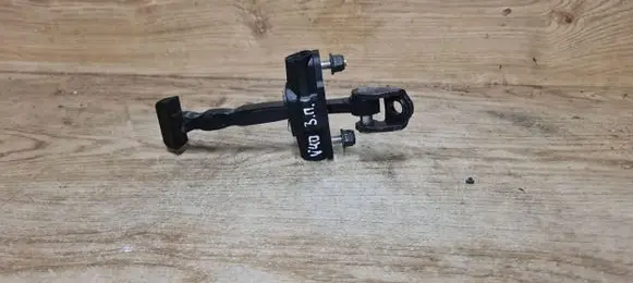 Volvo V40 Cross country Rear door check strap stopper