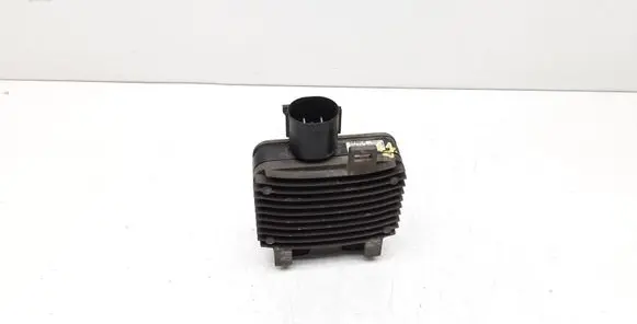 Volvo V70 Coolant fan relay 940009402