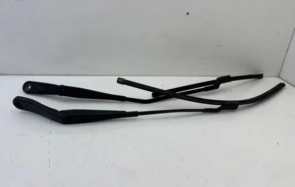 Volvo V60 Windshield/front glass wiper blade 30753508 30753509