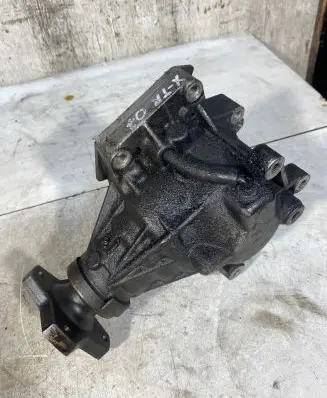 Nissan X-Trail T31 Gearbox transfer box case 