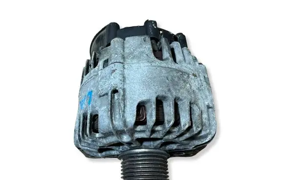 Renault Laguna III Generator/alternator TG15C141 8200846074 2606046A