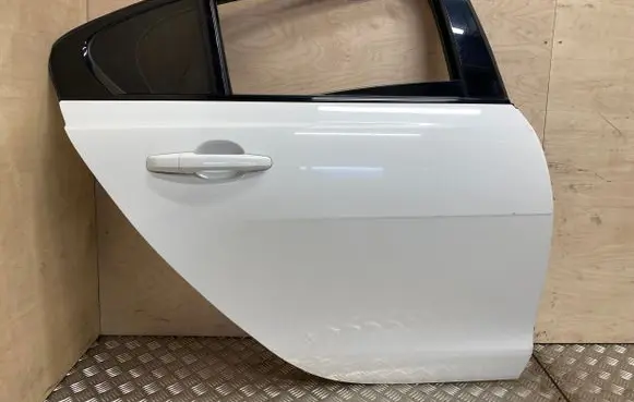 Jaguar XE Rear door
