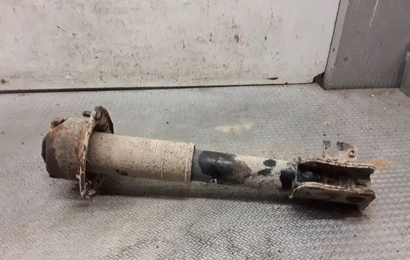 Suzuki Grand Vitara I Front shock absorber/damper 