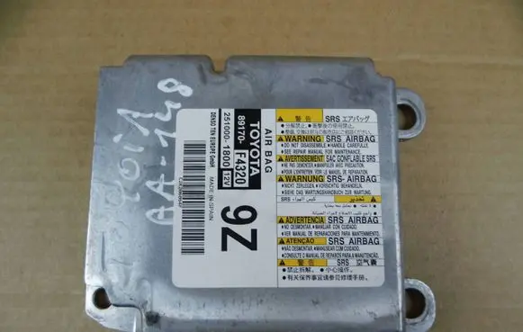 Toyota C-HR I Airbag control unit/module 89170F4320