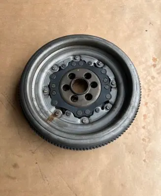 Volkswagen Touran I Dual mass flywheel 