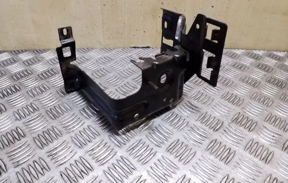 Citroen DS4 ABS pump bracket 9657424980