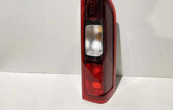 Renault Trafic II (X83) Rear/tail lights 265504656R