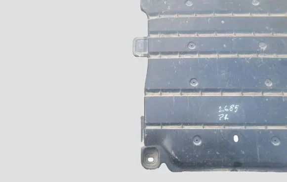 Skoda Octavia Mk3 (5E) Side bottom protection 5Q0825230 5Q825229