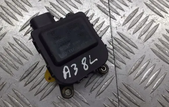 Audi A3 S3 8L A/C air flow flap actuator/motor 8D2820511C