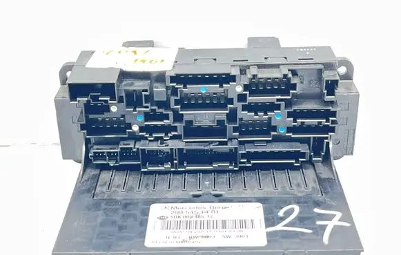 Mercedes-Benz CLK A209 C209 Fuse box set 2095451401 5DK00848512
