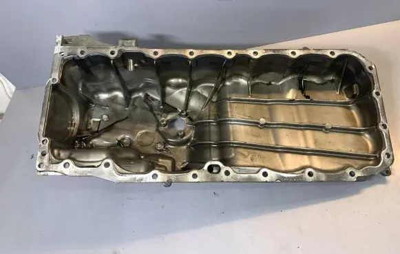 Oil sump