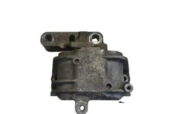 Volkswagen Golf V Engine mount bracket 1K0199262P