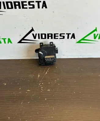 Honda HR-V Air flap motor/actuator AA1138003480 8T31N02