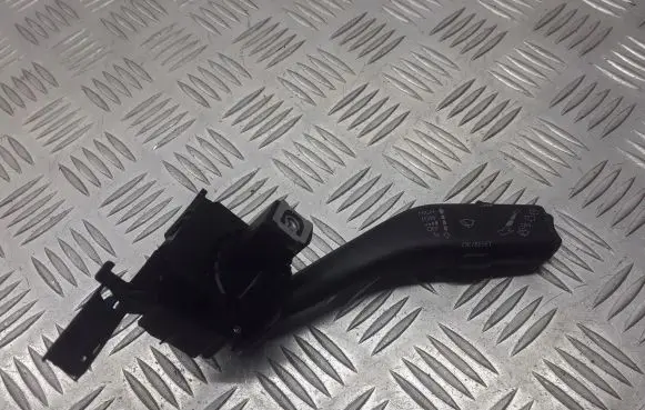 Skoda Octavia Mk2 (1Z) Wiper control stalk 1K0953519J