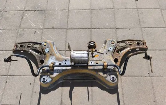 Opel Vivaro Front subframe