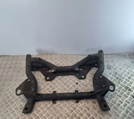Mercedes-Benz C W204 Front axle beam 