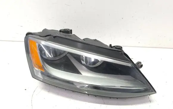 Volkswagen Jetta VI Headlight/headlamp 09SSB594