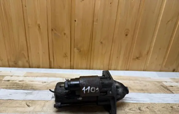Toyota Corolla Verso E121 Starter motor