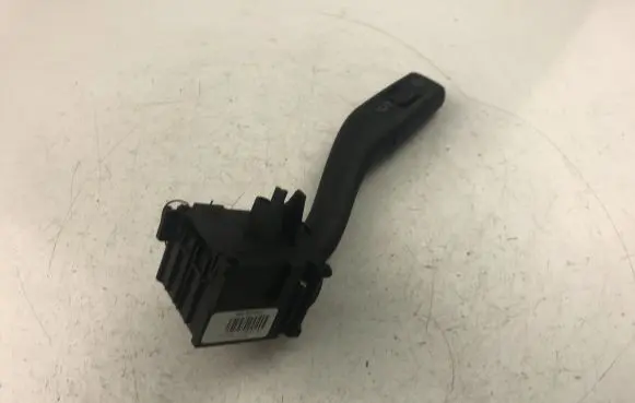 Peugeot 406 Indicator stalk 8E0953503