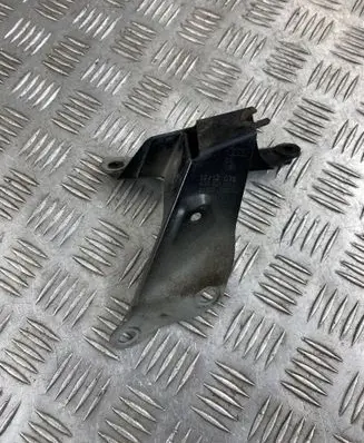 Audi A7 S7 4G Fender mounting bracket 4G8821136D
