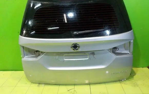 SsangYong Rodius Tailgate/trunk/boot lid 15AB18