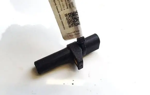 Mercedes-Benz E W211 Crankshaft position sensor 003153288