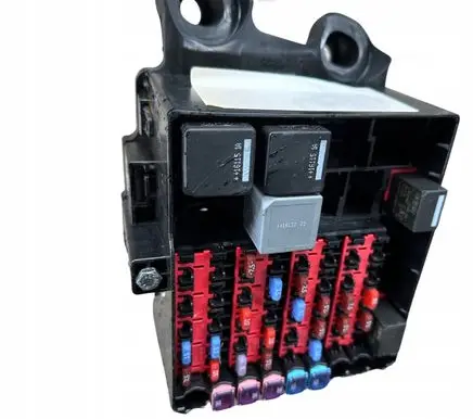 Ford B-MAX Fuse box set AV1T14A005