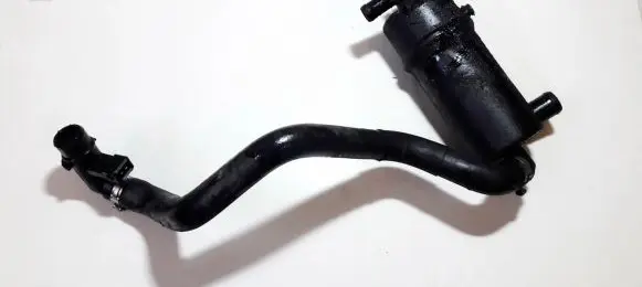 Volvo S40, V40 Breather/breather pipe/hose 820008340