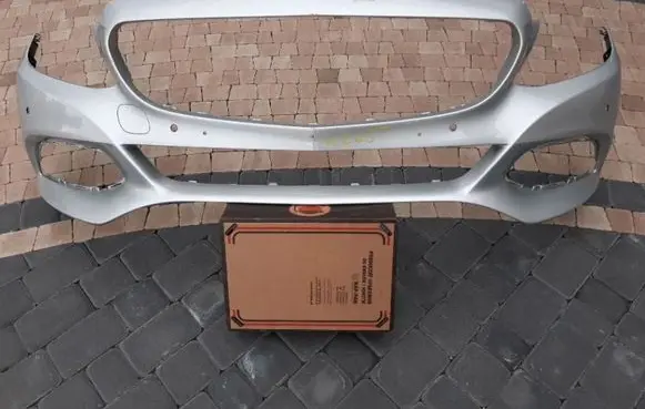 Mercedes-Benz C W205 Front bumper