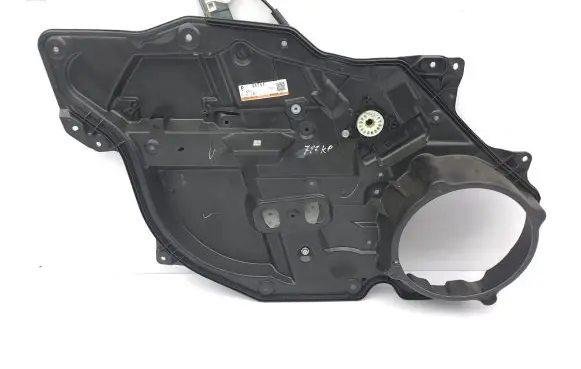 Mazda CX-7 Front window lifting mechanism without motor