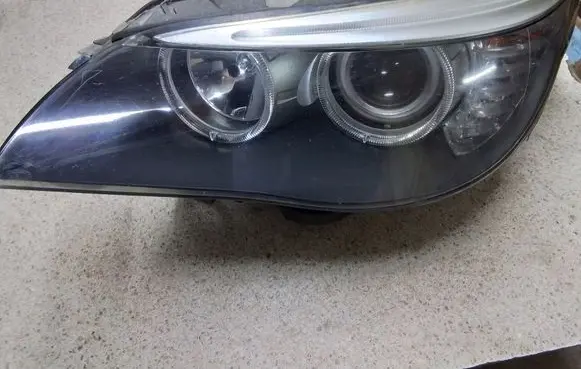 BMW 5 E60 E61 Headlight/headlamp 7177729
